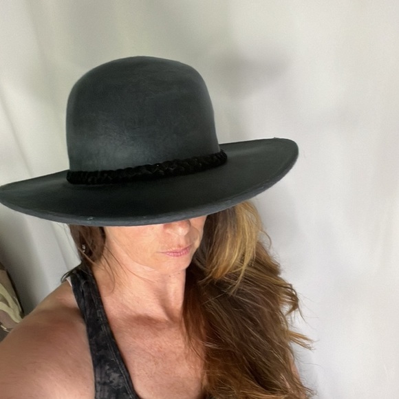 Goorin Bros. black felt  hat - Picture 2 of 9